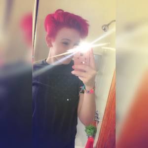 Meet your Posher, Abby